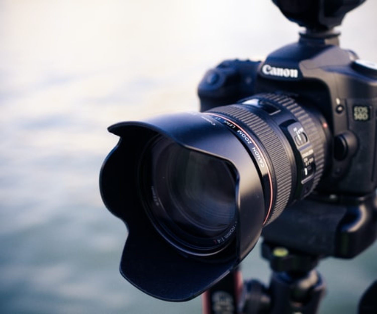 how do I market myself as a real estate photographer