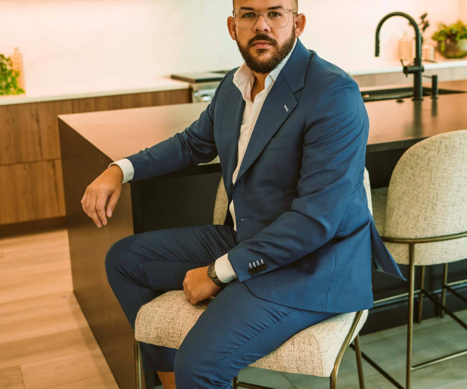 Broker Platform or Individual Real Estate Agent?