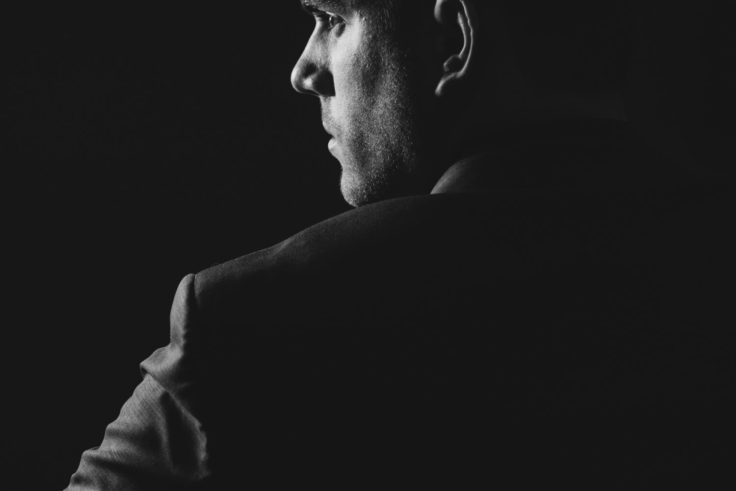 Ways Top Real Estate Agents Impress Their Clients